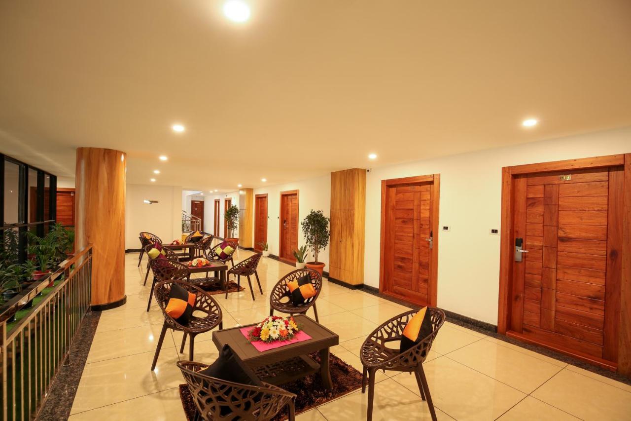 Amuse Vista Resorts And Spa Anachal Exterior photo